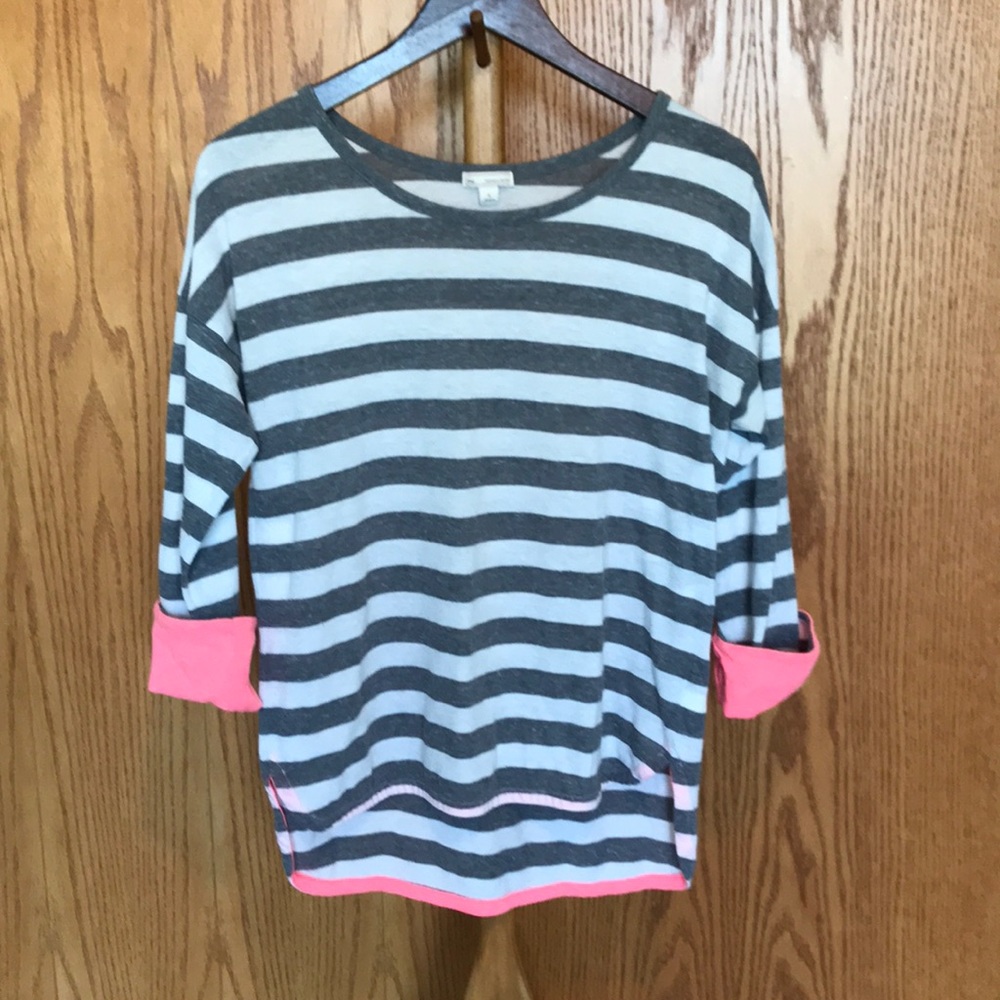 GAP shirt